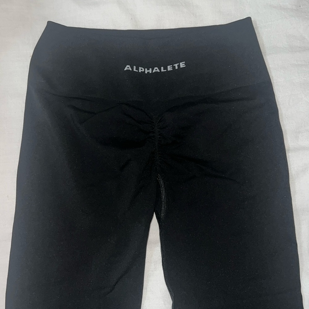 Alphalete Amplify Legging in black, size medium. New, never worn. No tags